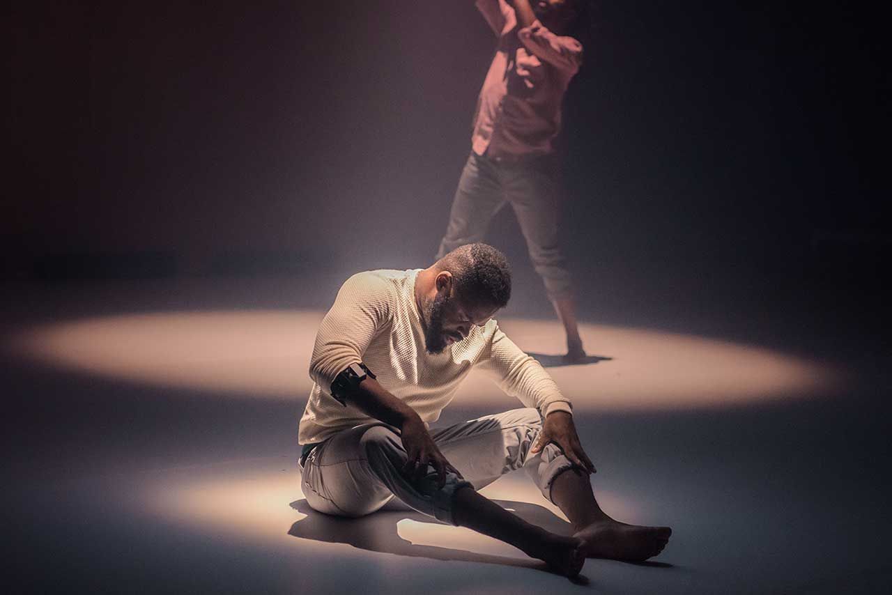 Temporalité Expressive — danseuses et capteurs MYO en scène